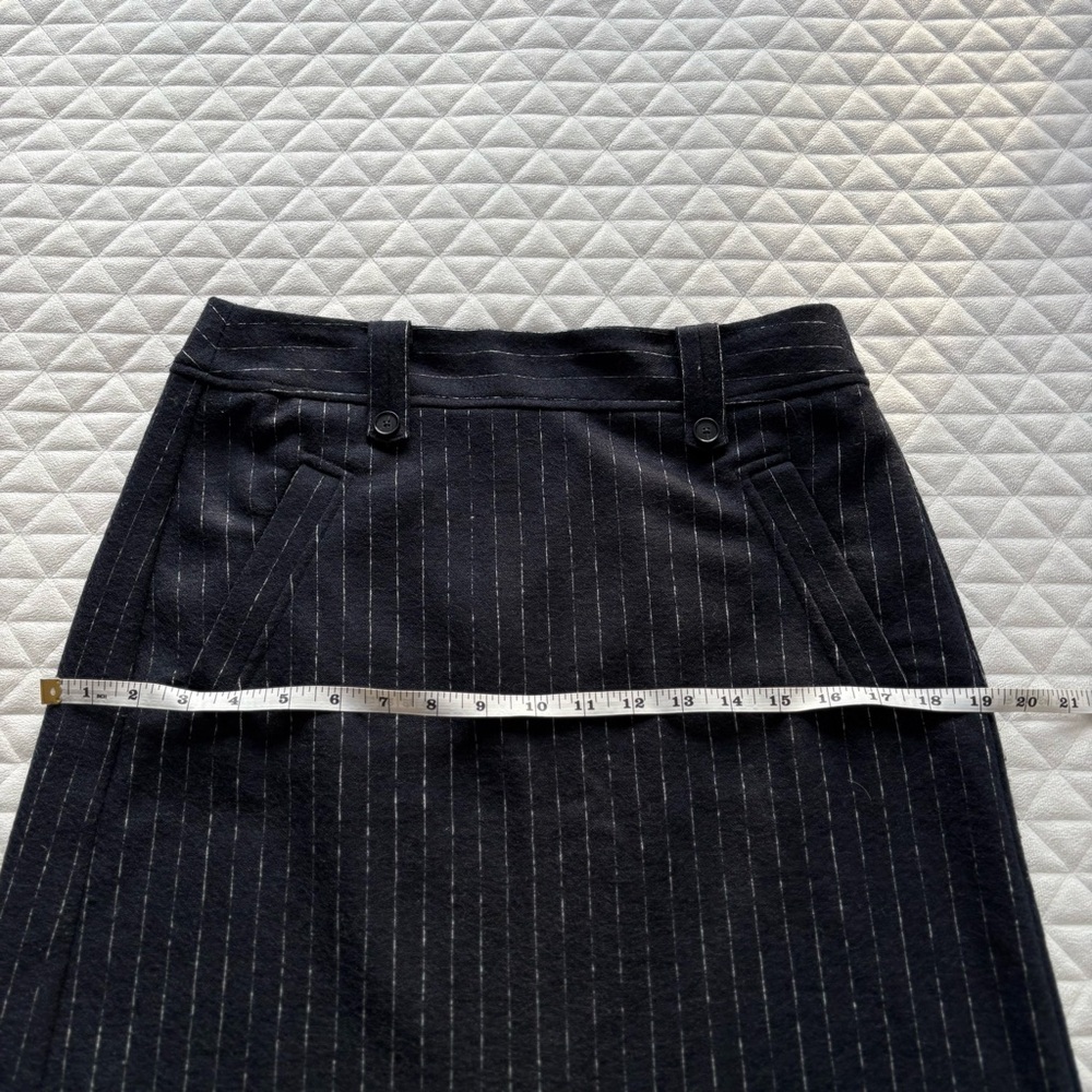 Loft Straight Skirt Size 6 Navy Pinstriped Wool Blend Belt Hoops Pockets Career - Picture 11 of 12